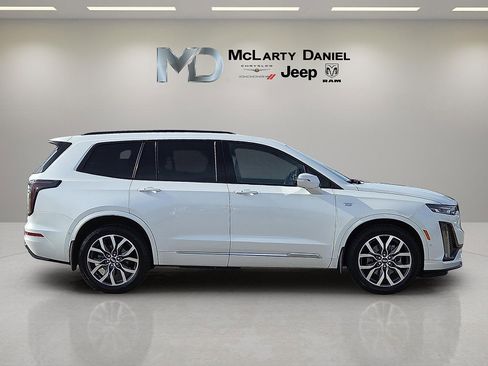 Used 2021 Cadillac XT6 Sport image 6