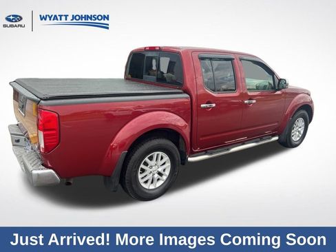 Used 2017 Nissan Frontier SV image 5