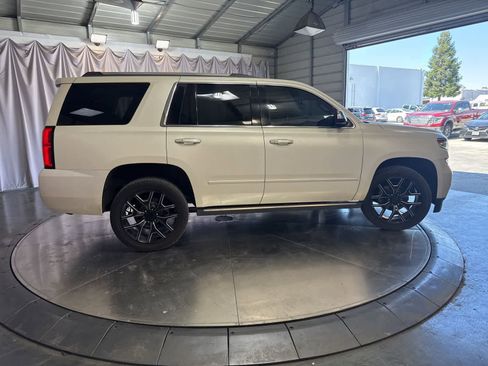 Used 2015 Chevrolet Tahoe LTZ RWD image 4