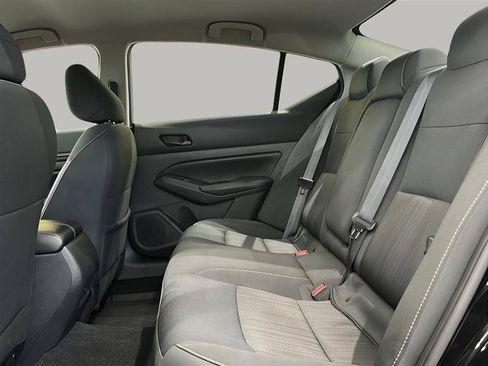 Used 2024 Nissan Altima 2.5 SV AWD/4WD image 14