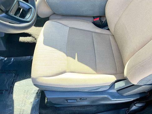 Used 2023 Ford F150 XLT image 19