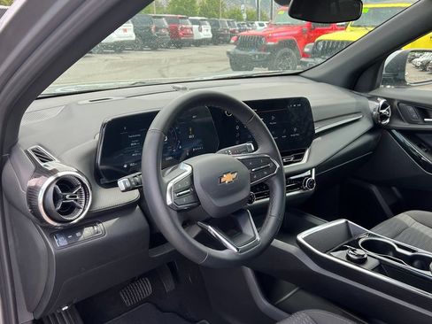 Certified 2026 Chevrolet Equinox LT AWD/4WD image 24