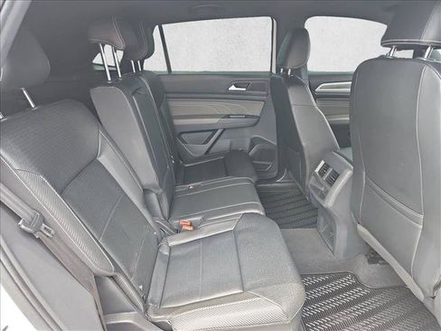 Used 2023 Volkswagen Atlas Cross Sport SE FWD image 25