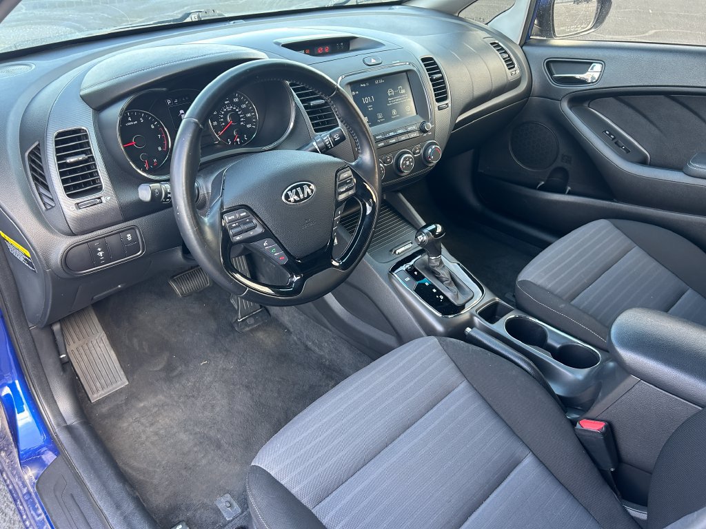 Used 2017 Kia Forte S FWD image 22