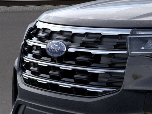New 2026 Ford Explorer Active image 40