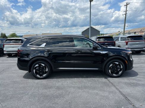 New 2026 Kia Sorento EX AWD/4WD image 4