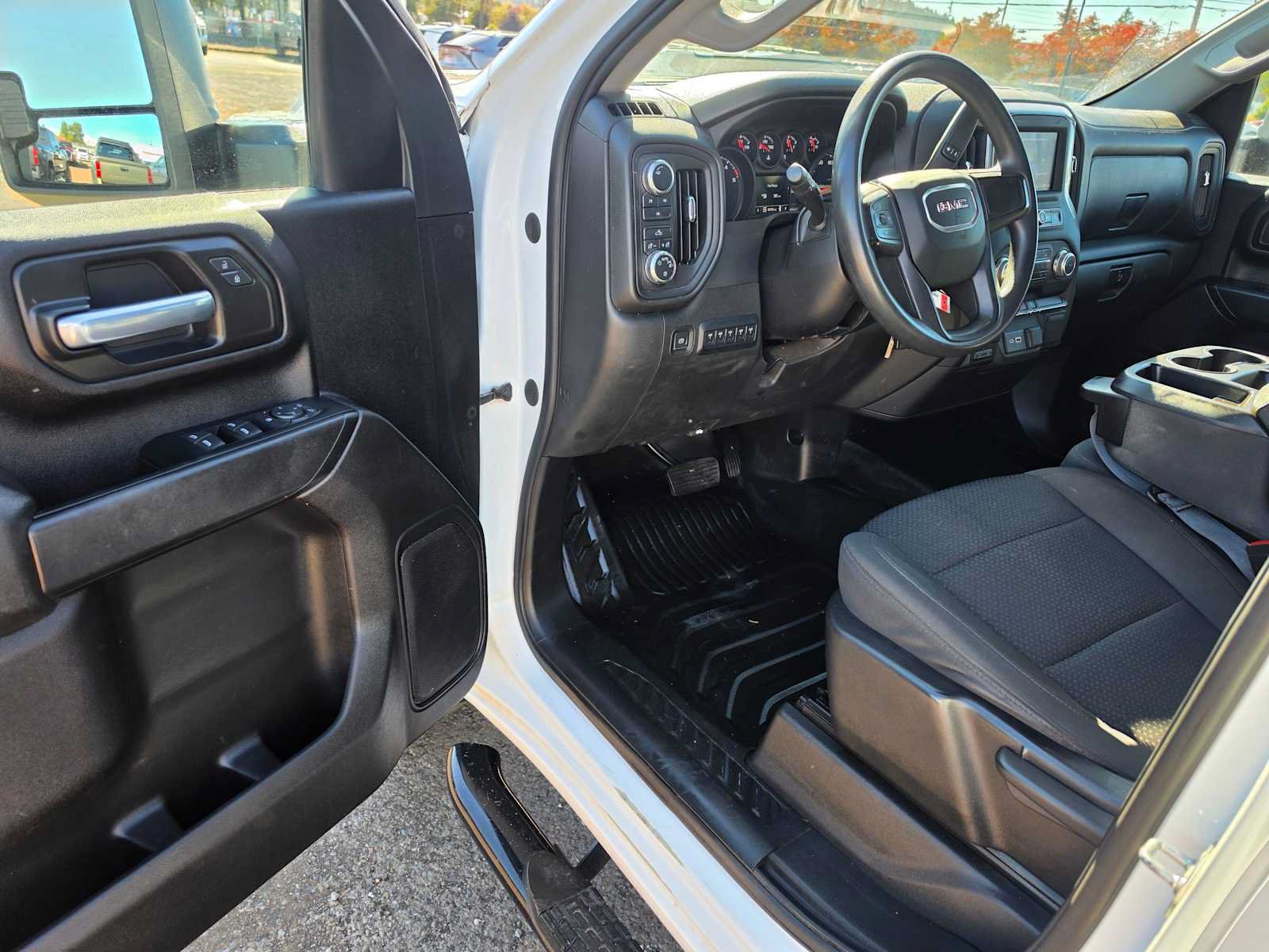 Used 2022 GMC Sierra 3500 Pro w/ Gooseneck/5TH Wheel Package AWD/4WD image 23