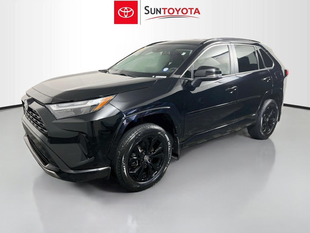 Used 2022 Toyota RAV4 SE AWD/4WD image 7