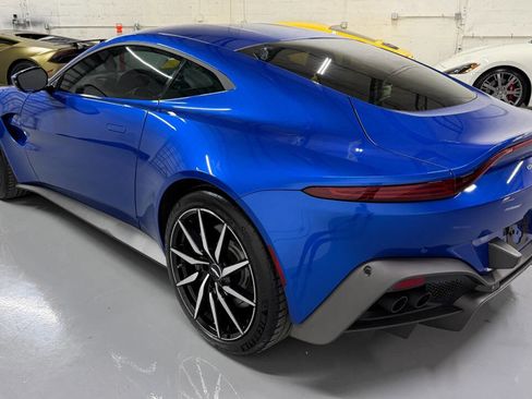 Used 2020 Aston Martin V8 Vantage Coupe image 18