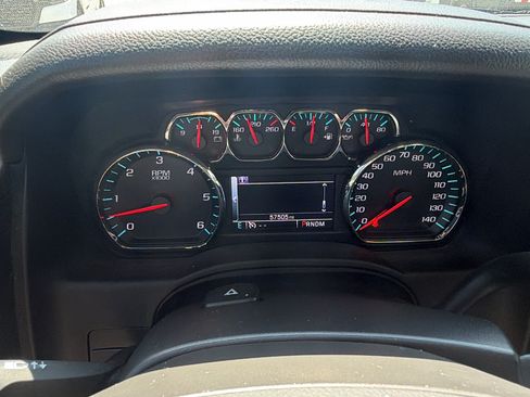 Used 2016 Chevrolet Suburban LT RWD image 31