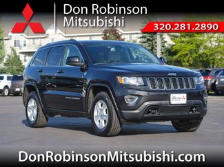 Used 2016 Jeep Grand Cherokee Laredo w/ Quick Order Package 23E AWD/4WD video 1