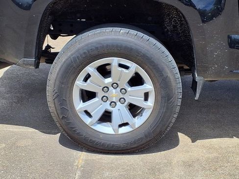 Used 2020 Chevrolet Colorado LT image 9