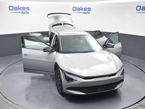 New 2026 Kia EV6 Light RWD image 55