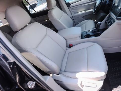 Used 2019 Volkswagen Atlas SE FWD image 49