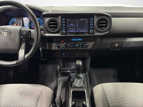 Used 2022 Toyota Tacoma SR image 22