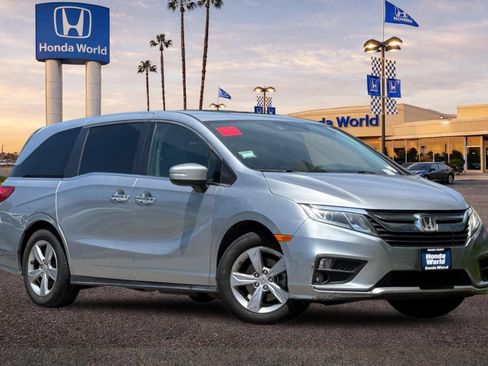 Used 2018 Honda Odyssey EX-L image 2