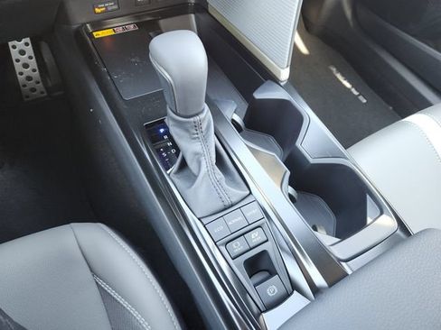 New 2026 Toyota Camry SE FWD image 19