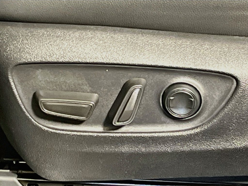 New 2026 Toyota Grand Highlander AWD image 12