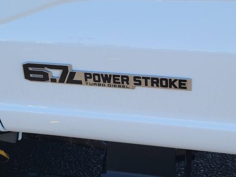 Used 2025 Ford F350 Lariat w/ Lariat Ultimate Package image 18