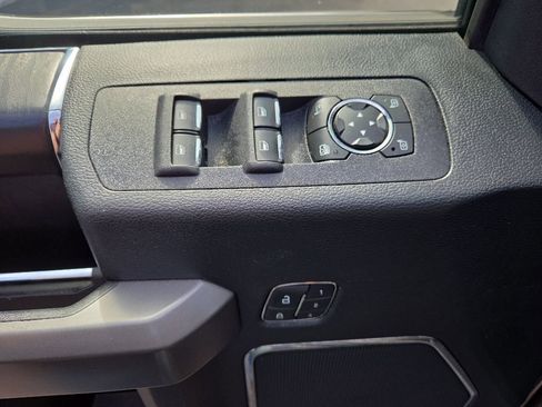 Used 2020 Ford F150 Platinum w/ Equipment Group 701A Luxury AWD/4WD image 12