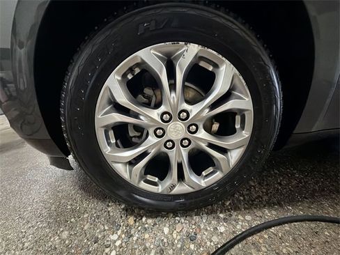 Certified 2019 Buick Enclave Avenir image 10