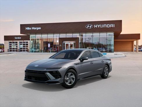 Certified 2025 Hyundai Sonata SE image 1