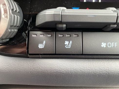 New 2026 Toyota Tundra Platinum AWD/4WD image 10