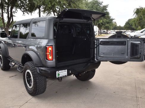 Used 2023 Ford Bronco Badlands AWD/4WD image 44