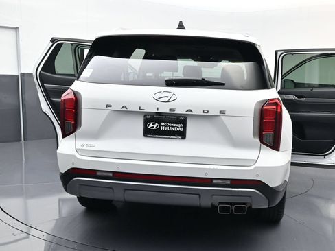 Used 2024 Hyundai Palisade SEL FWD image 31