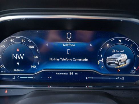 Used 2023 Chevrolet Tahoe LT w/ Luxury Package image 38