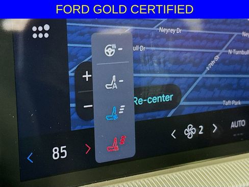 Used 2025 Ford Explorer Platinum w/ LUX Leather Package image 21