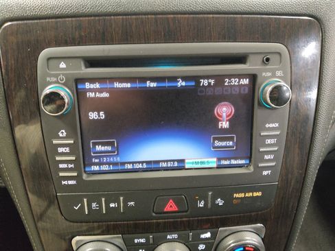 Used 2017 Chevrolet Traverse Premier w/ LPO, 'HIT The Road' Package FWD image 25