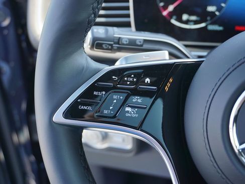 Certified 2025 Mercedes-Benz Maybach GLS 600 4MATIC image 26