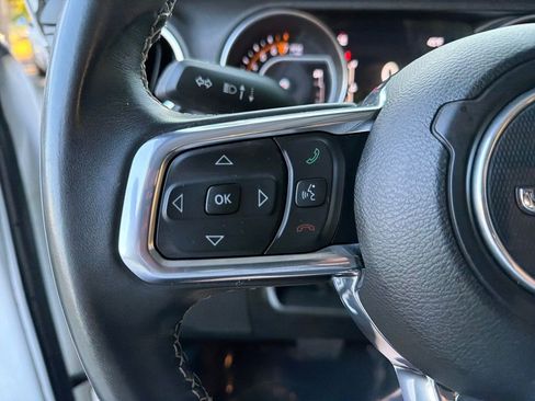 Used 2022 Jeep Gladiator Overland w/ Popular Equipment Package image 21