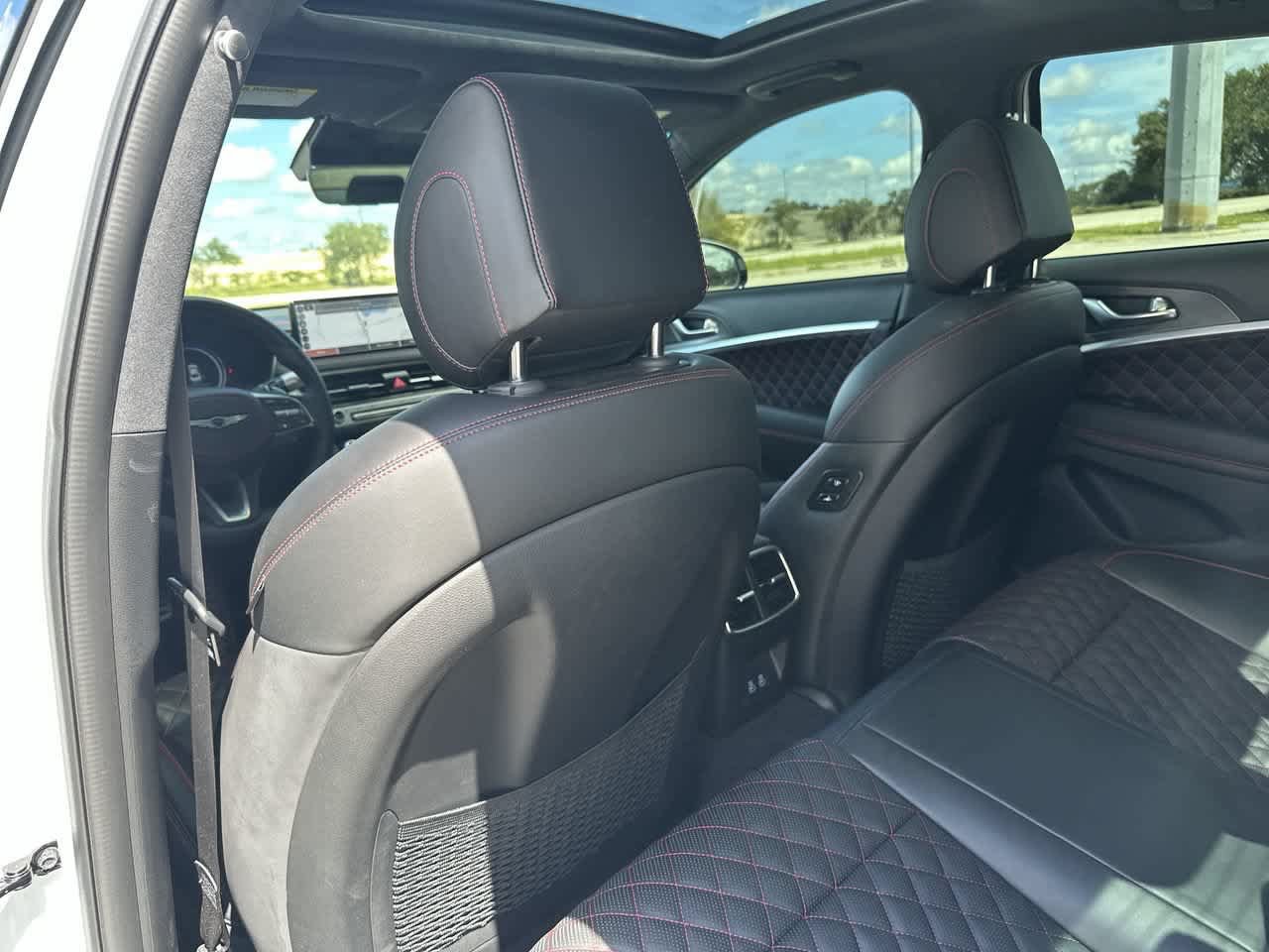 Used 2025 Genesis G70 3.3T Advanced w/ Sport Prestige Package RWD image 17