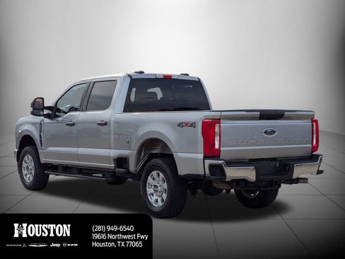 Used 2024 Ford F250 XLT image 5