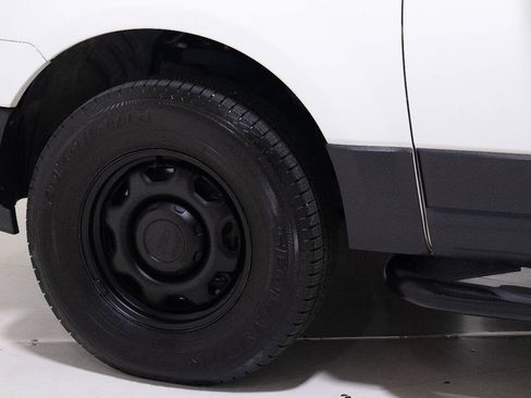 Used 2014 Ford Expedition XL RWD image 33