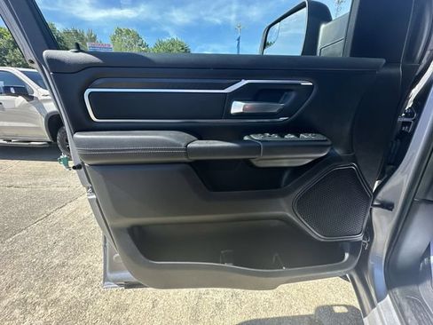 Used 2025 RAM 1500 Big Horn AWD/4WD image 24