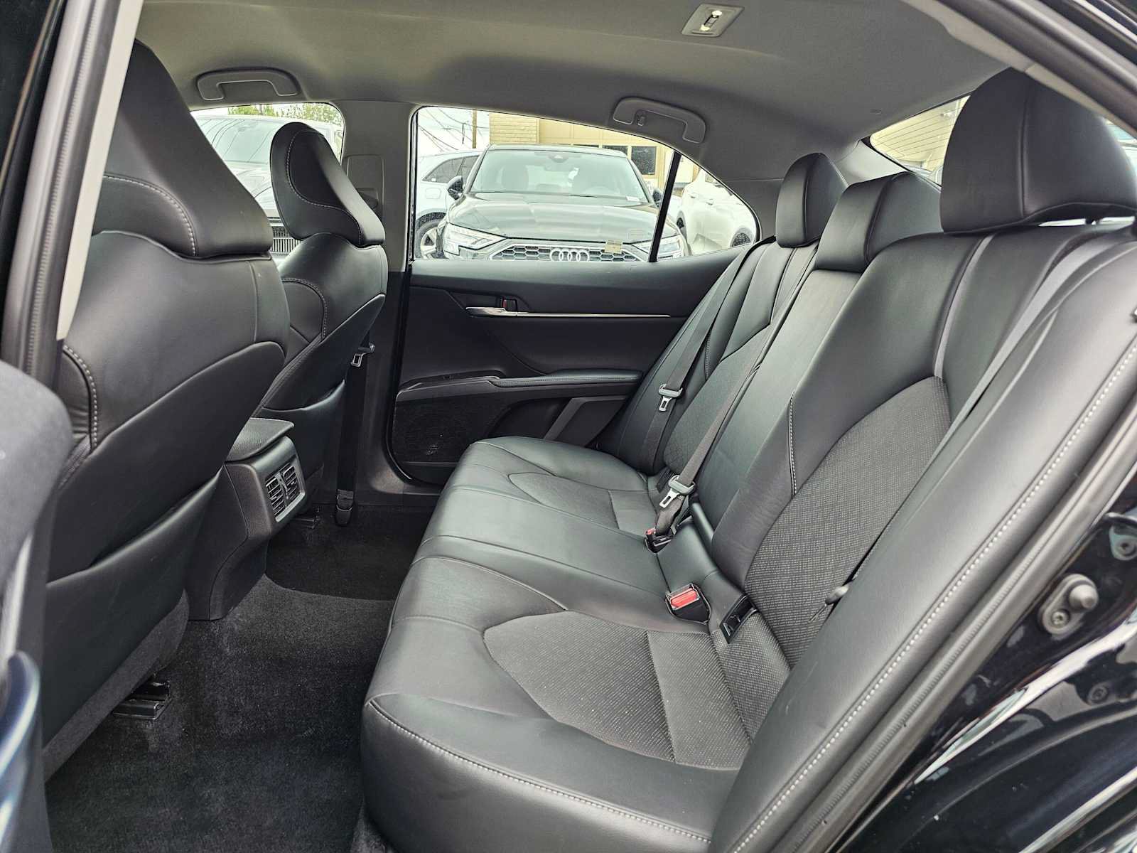 Used 2024 Toyota Camry XSE FWD image 18