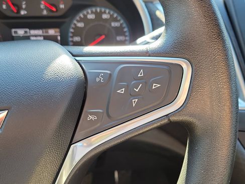 Used 2017 Chevrolet Malibu LS FWD image 18