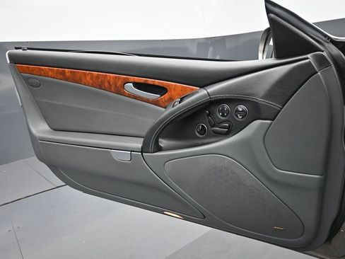 Used 2006 Mercedes-Benz SL 55 AMG image 17