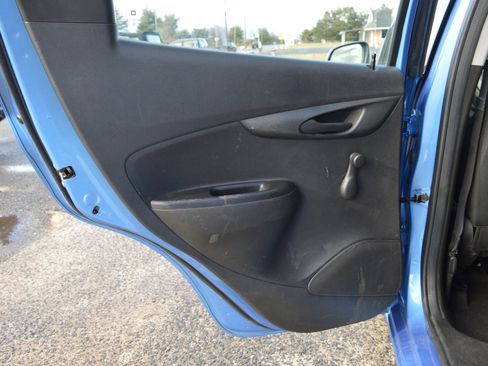 Used 2016 Chevrolet Spark LS image 27