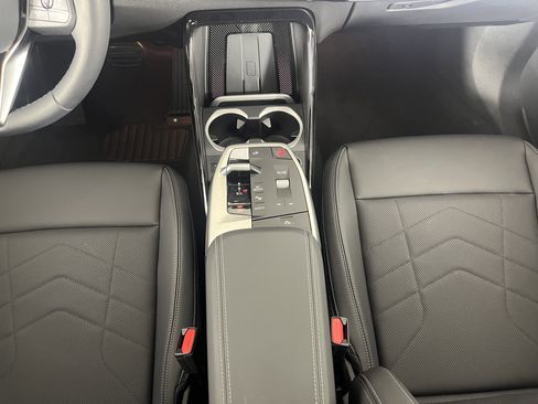 Certified 2025 BMW X2 xDrive28i w/ Convenience Package image 16