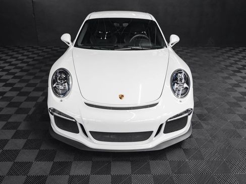 Used 2015 Porsche 911 GT3 RWD image 9