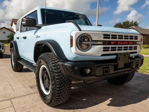 Used 2023 Ford Bronco Heritage Edition AWD/4WD image 12
