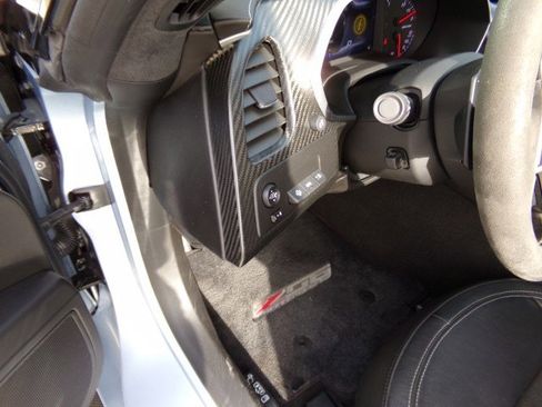 Used 2017 Chevrolet Corvette Z06 image 15