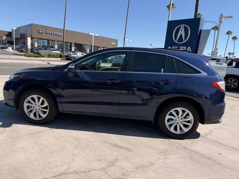 Used 2018 Acura RDX AWD w/ Technology Package image 2