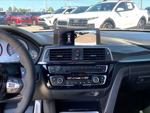 Used 2020 BMW M4 Coupe w/ Competition Package RWD image 7