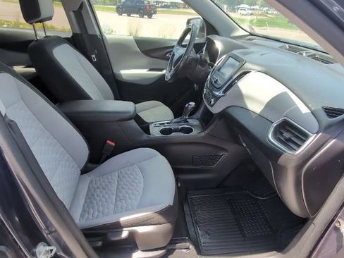 Used 2018 Chevrolet Equinox LT FWD image 31
