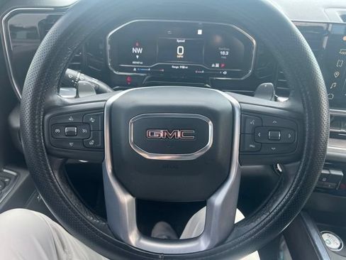 Used 2022 GMC Sierra 1500 SLT w/ SLT Premium Plus Package AWD/4WD image 31